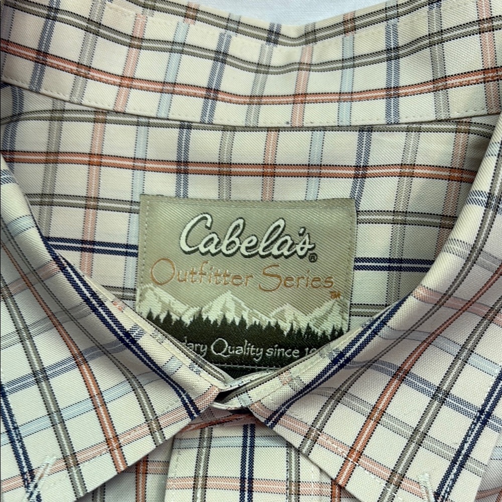 Cabela's Outfitter Series Men's Cream Plaid Long-Sleeve Button-Down Shirt - Picture 2 of 9